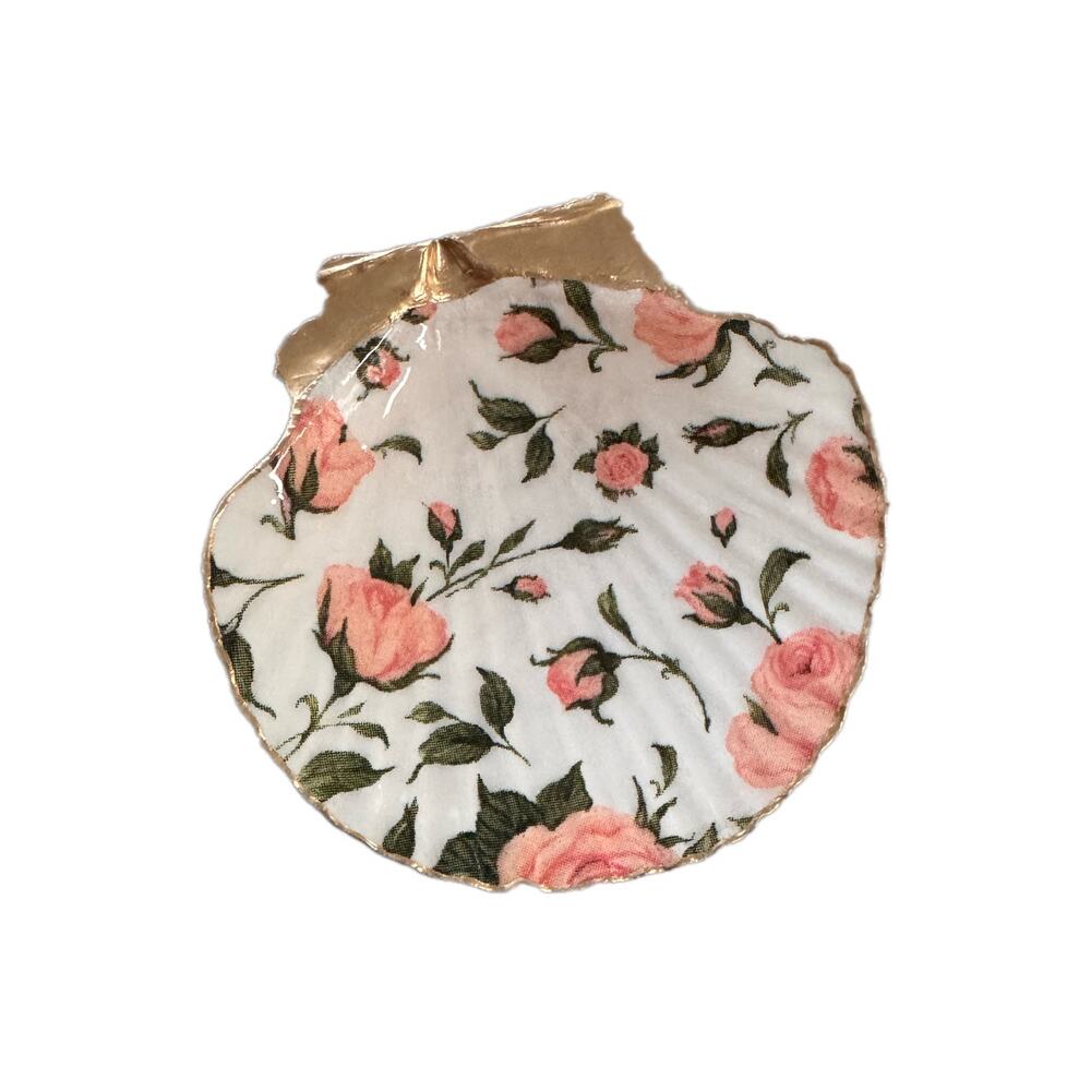 Pink Rose Trinket Dish, Floral Scallop Shell Ring Dish, Cottagecore Gift - Picture 4 of 5